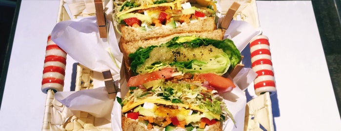 & Sandwich is one of Itsuro : понравившиеся места.