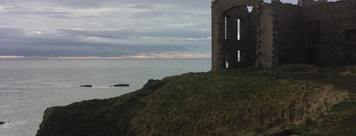 Slains Castle is one of 🐸Natasaさんのお気に入りスポット.