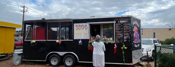 Bigg Belly is one of ATX Black-owned Restaurants.