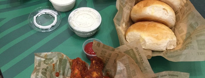 Wingstop is one of Dianeyさんのお気に入りスポット.