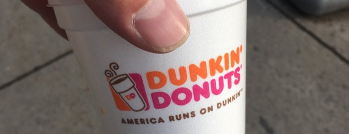 Dunkin' is one of Must-visit Coffee Shops in Rochester.