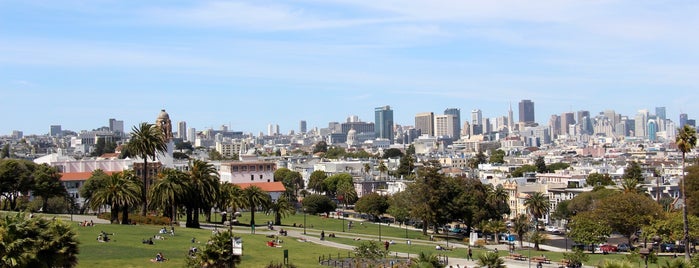 Mission Dolores Park is one of สถานที่ที่ Tiffany ถูกใจ.