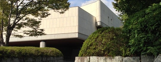 Sen-oku Hakuko Kan is one of Jpn_Museums.