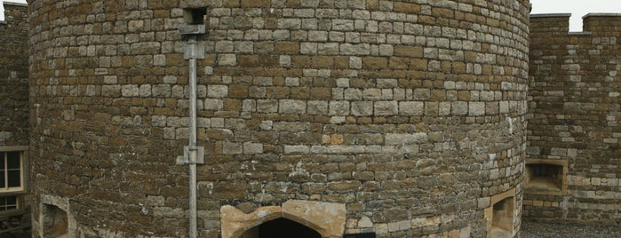 Deal Castle is one of Historic Sites of the UK.