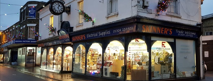 Skinners Electrical is one of Aniya’s Liked Places.