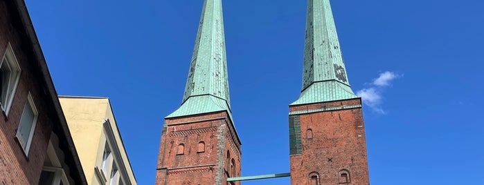 Dom zu Lübeck is one of Мекленбург-Форпоммерн.