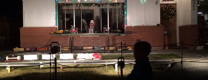 Annual Holiday Train Display is one of SFBayArea_FamilyPlaces.