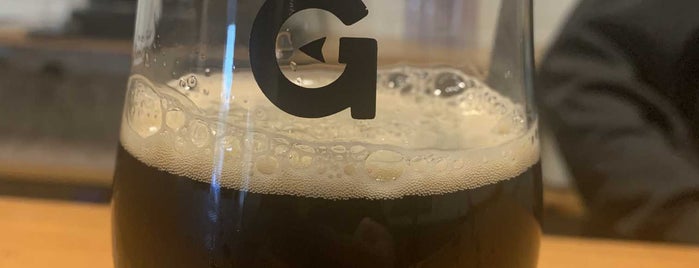 Gunwhale Ales is one of Newport Beach.