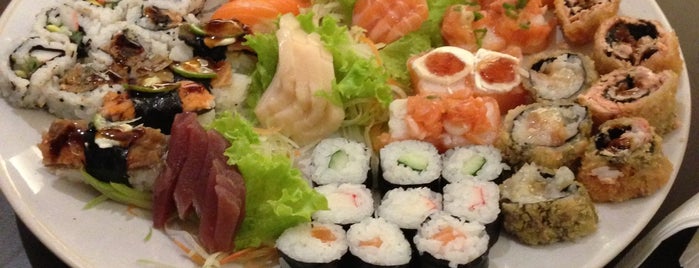 Zensei Sushi is one of Lugares onde vou sempre.