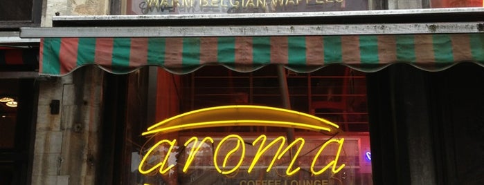 Aroma Coffee Lounge is one of สถานที่ที่ David ถูกใจ.