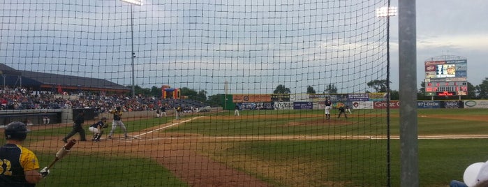 Aviators Stadium is one of Lieux qui ont plu à John.