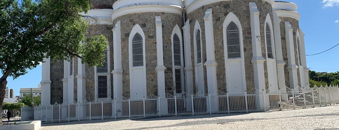 Catedral Sagrado Coração de Jesus is one of Av. Guararapes - Guia de Lojas e Lugares.