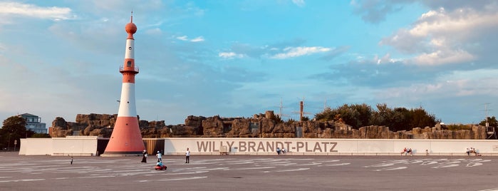 Willy-Brandt-Platz is one of Bremerhaven / Deutschland.
