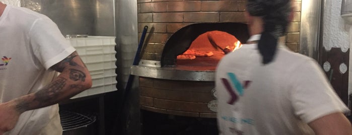 Ristorante Pizzeria Maruzzella is one of Tempat yang Disukai Richard.