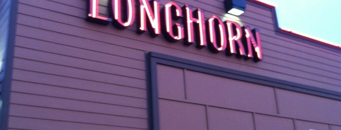 LongHorn Steakhouse is one of Frank : понравившиеся места.