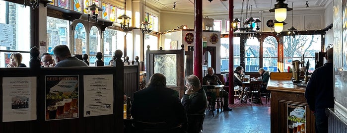 Ye Olde Rose And Crown is one of Pubs - London East.