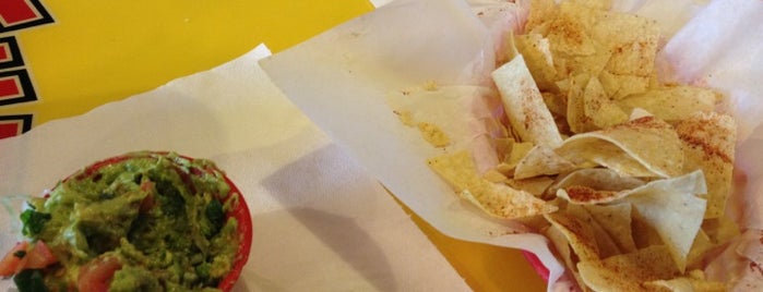 Fuzzy's Taco Shop is one of Kate 님이 저장한 장소.