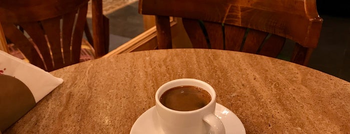 Café Younes is one of كوفيات.