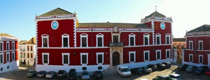 Palacio Ducal is one of Turismo Fernan Nuñez.