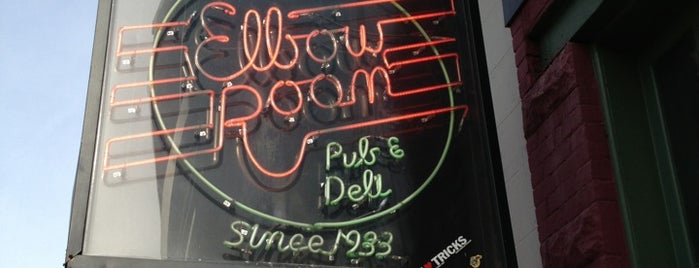 Elbow Room Pub is one of Naptown's absolute best burger and hot dog spots..