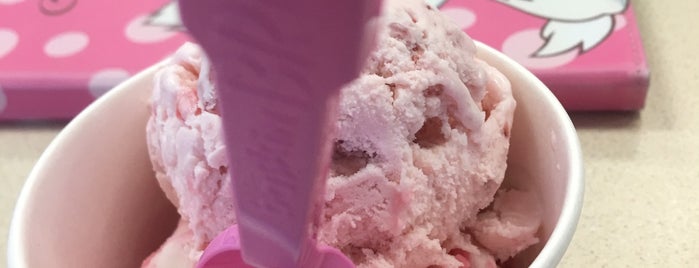 Baskin-Robbins is one of Ice Cream & Desserts 🍨 🍦🍰🍧🎂.
