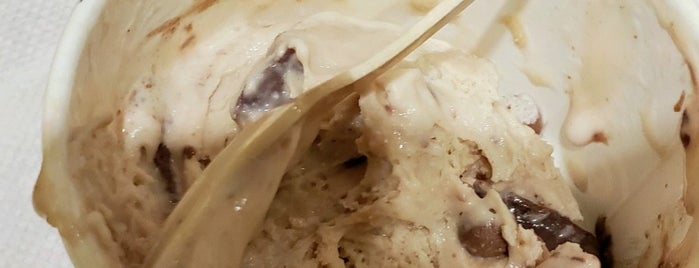 Alotto Gelato is one of Stacy's Saved Places.