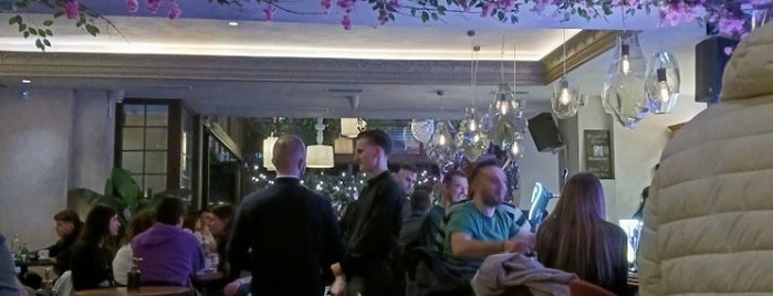 Kerouac Urban Lounge Bar is one of Saffet'in Beğendiği Mekanlar.