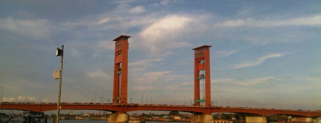 River Side Restaurant is one of Palembang #4sqCity.