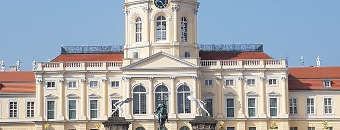 Palacio de Charlottenburg is one of #BerlinEntdecken - Die besten Orte.