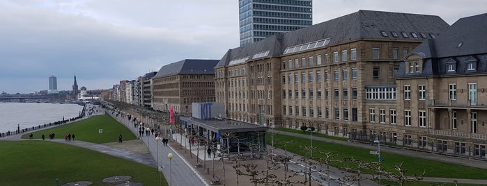 Rheinuferpromenade is one of #DüsseldorfEntdecken - Die besten Orte.