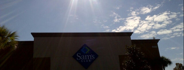 Sam's Club is one of Barbara's Places.