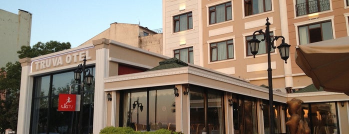 Büyük Truva Oteli is one of Locais curtidos por Metin.