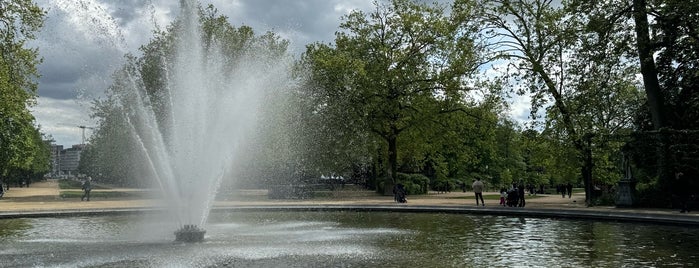 Fontaine du Parc de Bruxelles / Fontein Warandepark is one of Major Major Major Major trojka.