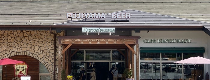 Fujiyama Beer is one of Lieux qui ont plu à Minami.