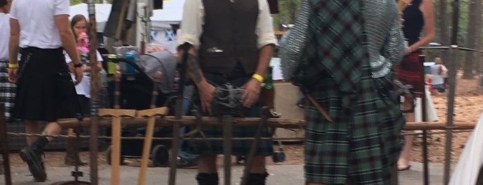 Stone Mountain Highland Games is one of Gillian'ın Beğendiği Mekanlar.