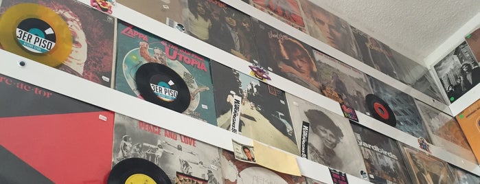 3er piso record store is one of Christian 님이 저장한 장소.