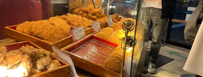 人形町今半 惣菜 is one of ぎゅ↪︎ん 🐾🦁さんのお気に入りスポット.