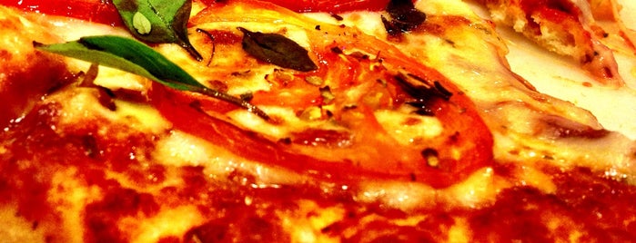 Domino's Pizza is one of Prefeito.