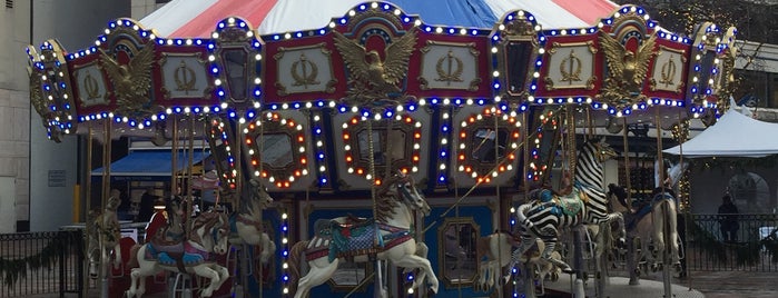 Westlake Holiday Carousel is one of Tempat yang Disukai Hafiz.