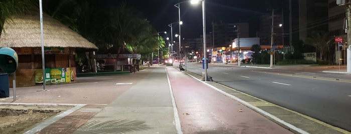 Calçadão de Ponta Verde is one of Visitas Obrigatórias em Alagoas.