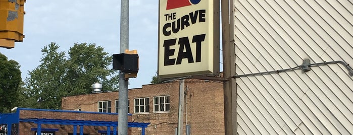 The Curve Restaurant is one of Breakfast.