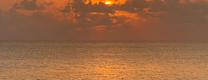 Grand Cayman Kimpton Seafire Resort & Spa is one of IHG.