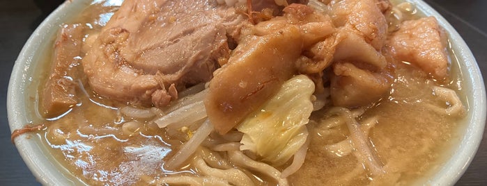 自家製麺 No11 is one of Locais curtidos por Hide.