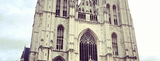 Kathedrale St. Michael und St. Gudula is one of Best visits in Brussels.