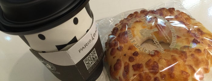 PARIS BAGUETTE is one of Ajayさんのお気に入りスポット.