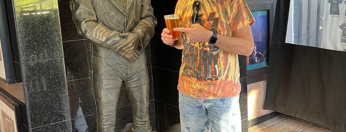 Lemmy Statue is one of LA.