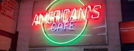 American's Cafe is one of Locais curtidos por Andre.