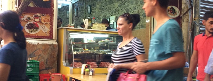 Neşe Köfte is one of Gourmand Izmir.