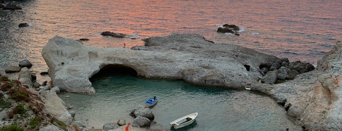 Cala Fonte is one of Circeo/Ponza.