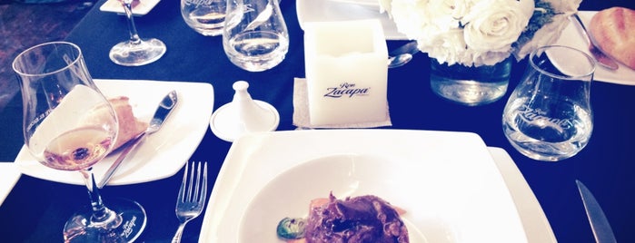 Zacapa Room is one of Buena comida y maaas....